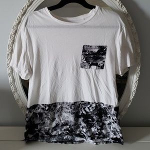 On the Byas white black and gray pocket T